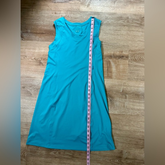 Arc’teryx Soltera Dress – Turquoise Size Small – Sleeveless V-Neck Midi Dress - Picture 12 of 12